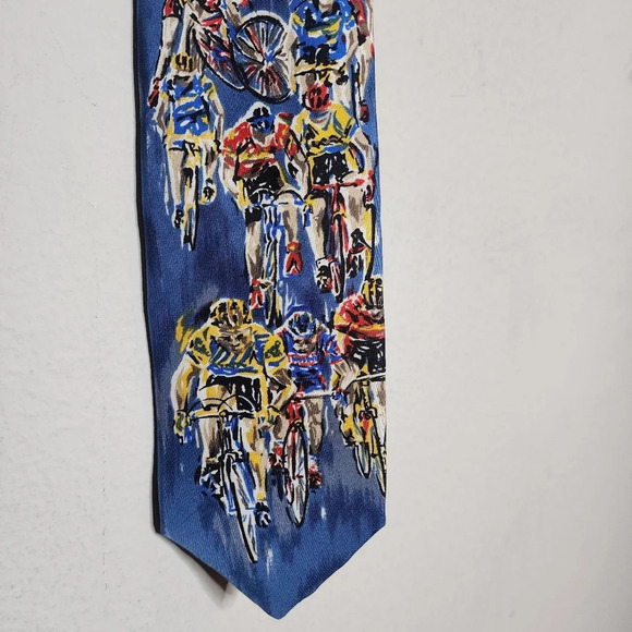 Lands' End Silk Cyclist Blue Tie. - Picture 2 of 6
